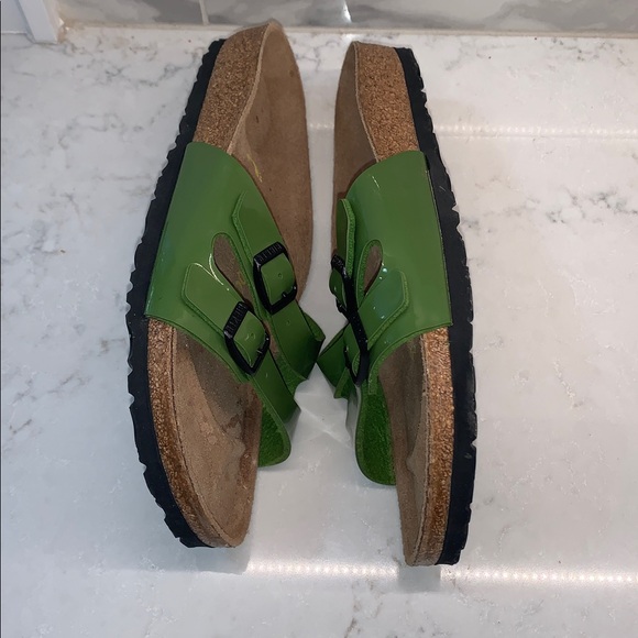 Birkenstock Ibiza Glossy Patent Leather Green Sandals Size 39 8.5 Look New - Picture 5 of 6